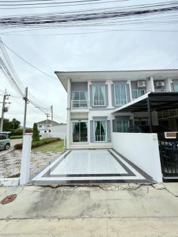 ทาวน์โฮม 2 ชั้น พิกัด บ้านเก่า พานทอง ทาวน์โฮม 2 ชั้น พิกัด บ้านเก่า พานทอง