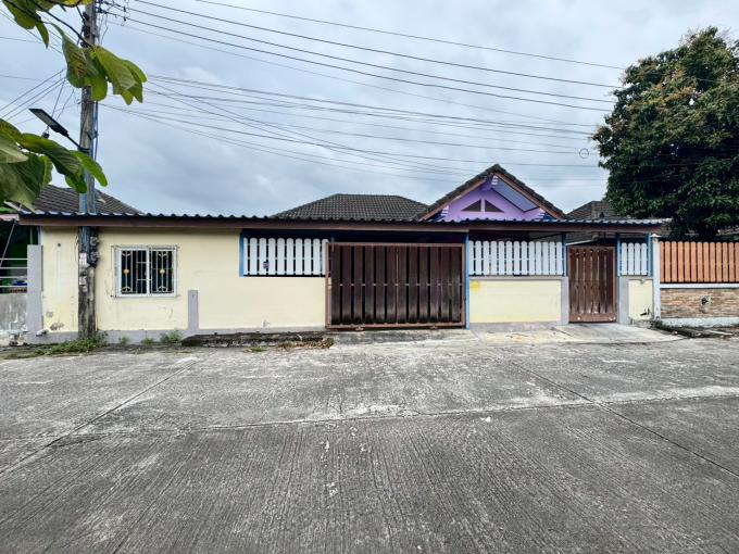 หมู่บ้านบานชื่น (หนองตำลึง)