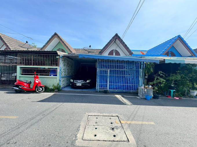 หมู่บ้านทรายแก้ว  บ้านเลขที่ 57/56