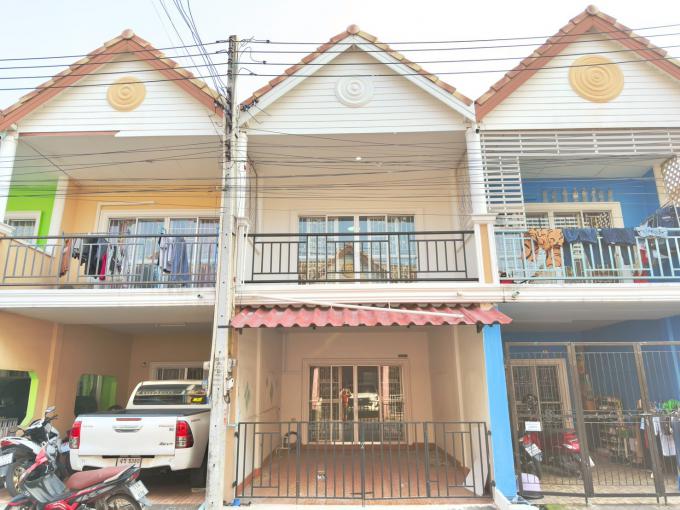 อีสแลนด์แอนด์เฮาส์ 334/60