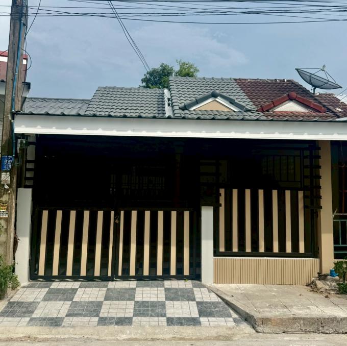 หมู่บ้าน กรุงไทยนาป่า