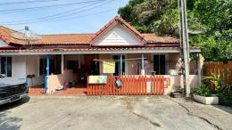 หมู่บ้าน ธำรงค์ บ้านเลขที่ 79/35