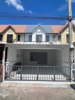 หมู่บ้านแฟมิลี่แลนด์ นาป่า