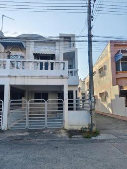 หมู่บ้านทรายแก้วหลังริม   หนองมนชลบุรี  ซอย 5 บ้านเลขที่ 21/105 